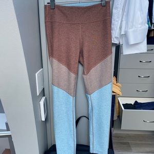 Outdoor Voices barely worn leggings size medium